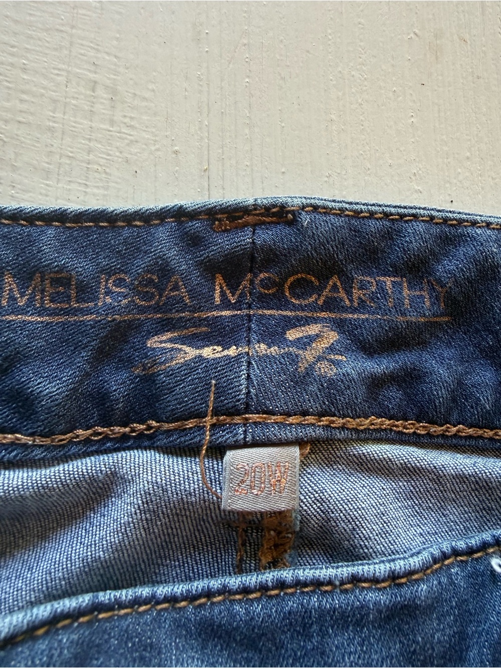 Melissa McCarthy Seven7 Embroidered Floral Distressed Cropped Jean Plus Size 20W - Picture 2 of 15